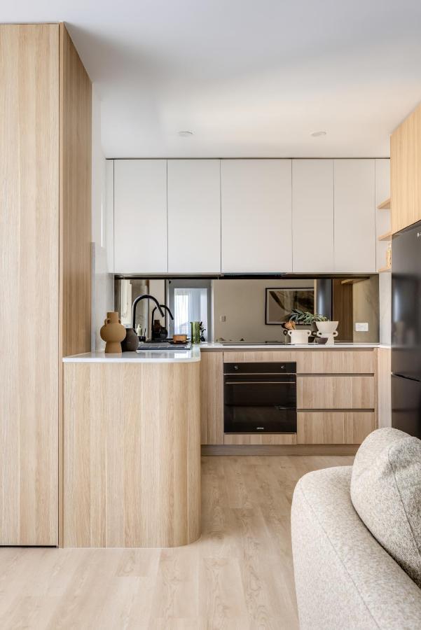 Kahlo Bondi - Luxury Escape - 2 Bedroom Furnished Apartment *