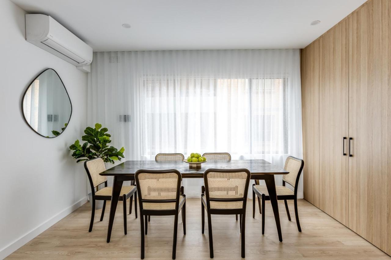 Kahlo Bondi - Luxury Escape - 2 Bedroom Furnished Apartment