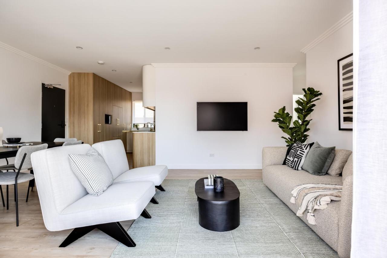 Kahlo Bondi - Luxury Escape - 2 Bedroom Furnished Apartment